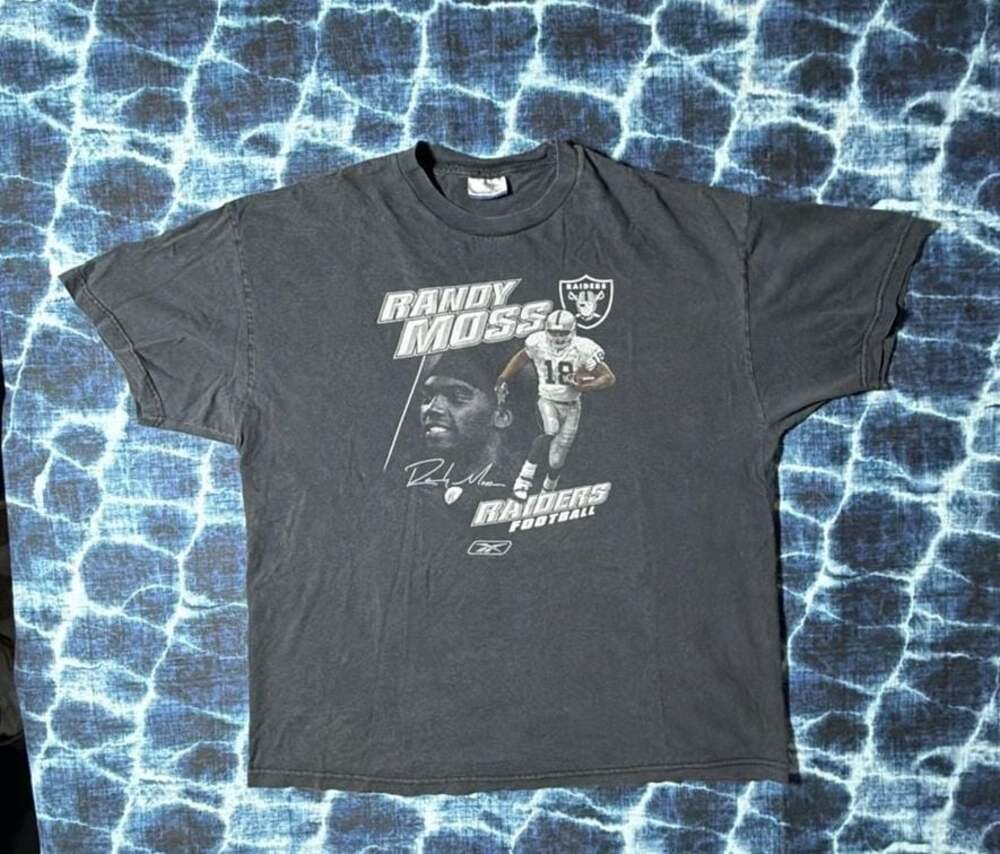 Vintage Reebok Randy Moss Oakland Raiders NFL Graphic T-Shirt